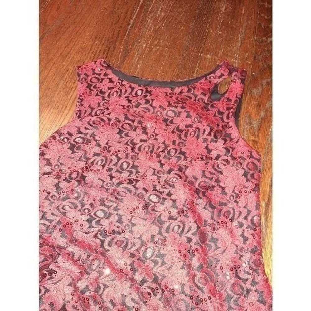 14 Scarlett Sleeveless Red Lace Overlay Black Seq… - image 3