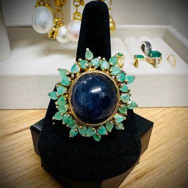 Natural sapphire and emerald ring sz 7