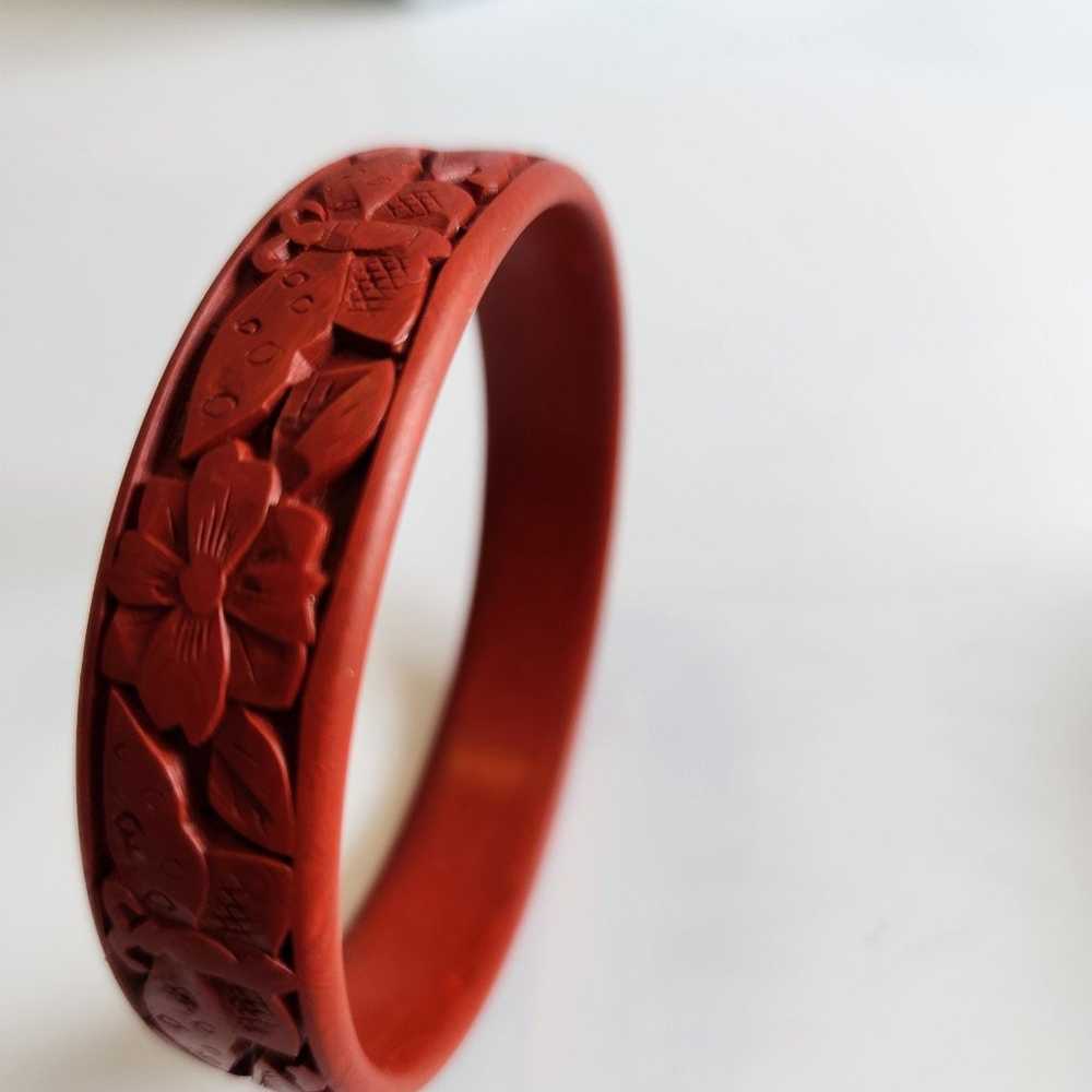 Vintage Hand Carved Cinnabar 9" Bangle Bracelet - image 9