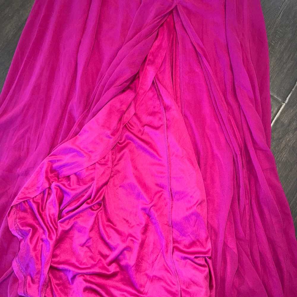 NWOT Lulus dress with slit up leg - image 3