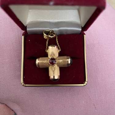 14k gold with cabochon garnet cross - image 1