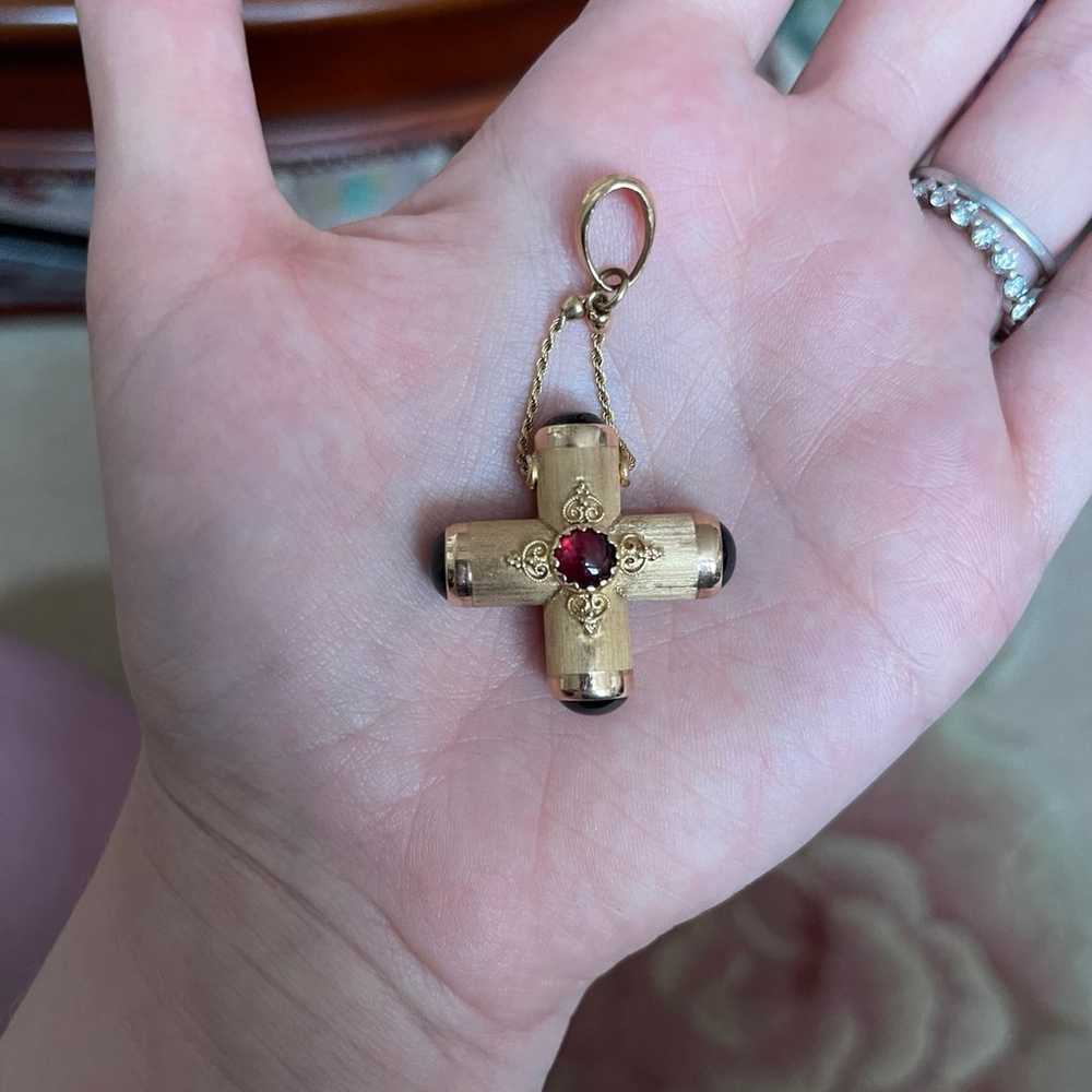 14k gold with cabochon garnet cross - image 2