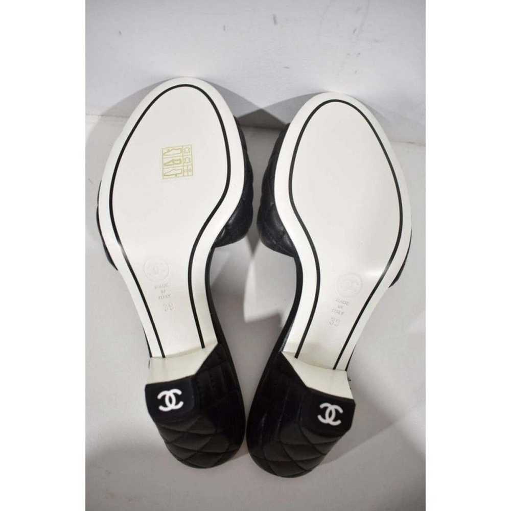 Chanel Mary Janes leather heels - image 10