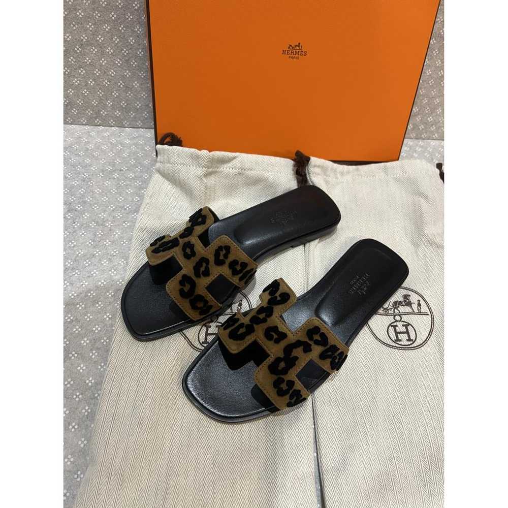 Hermès Oran leather flip flops - image 2