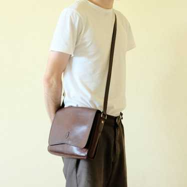 Sot sot japan, italian pueblo leather shoulder bag