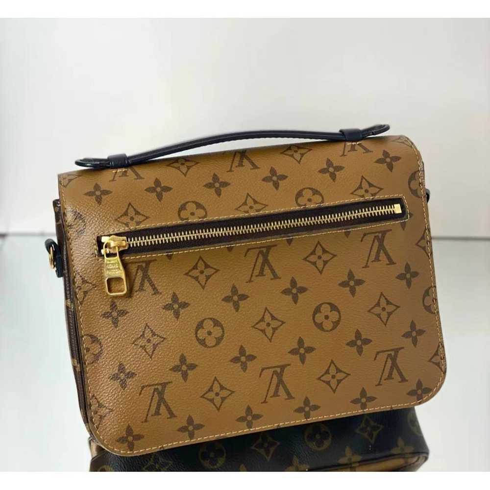 Louis Vuitton Metis leather handbag - image 2