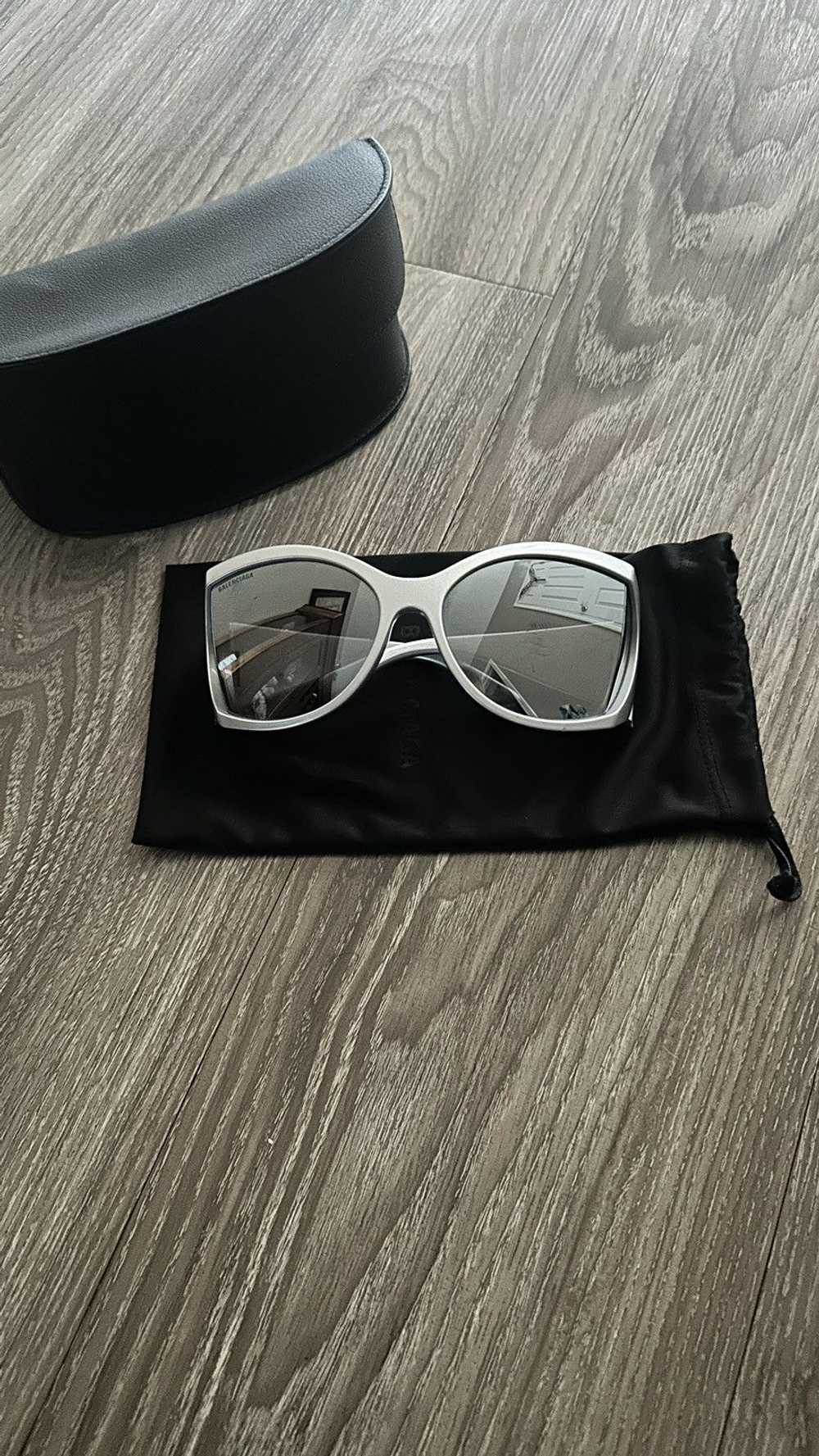 Balenciaga “BUG EYE” BALENCI SUNGLASSES - image 2