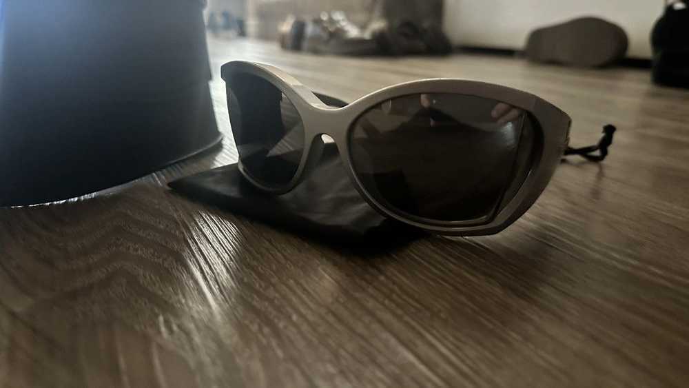 Balenciaga “BUG EYE” BALENCI SUNGLASSES - image 4