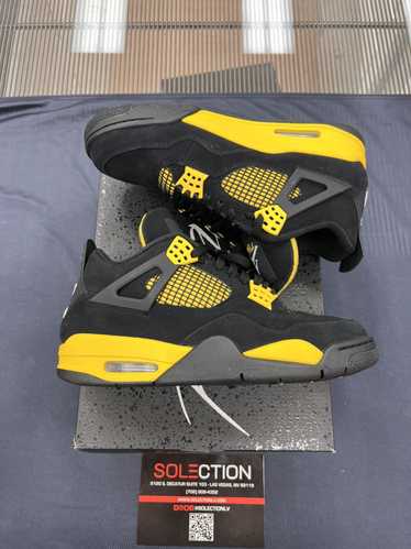 Jordan Brand Air Jordan 4 Retro “Thunder 2023”