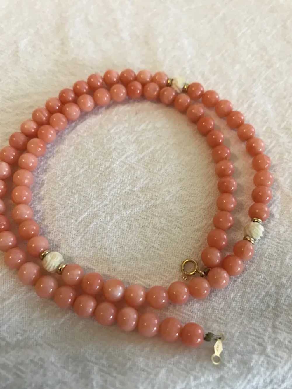 14 k Gold and Beaded Coral Necklace - image 2