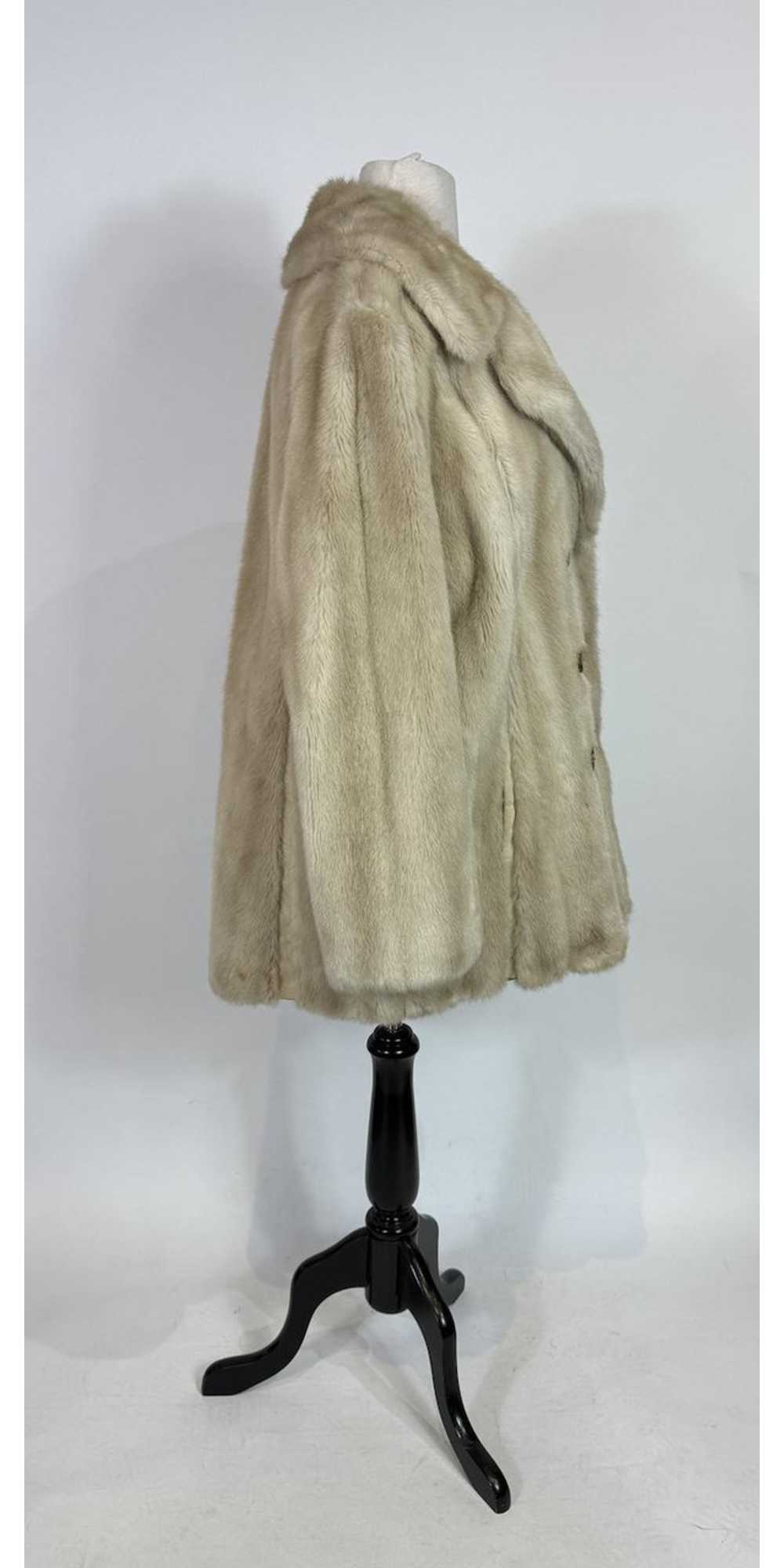 1960s - 1970s Cream Faux Fur Coat - image 4