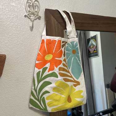 Retro flower World Market tote