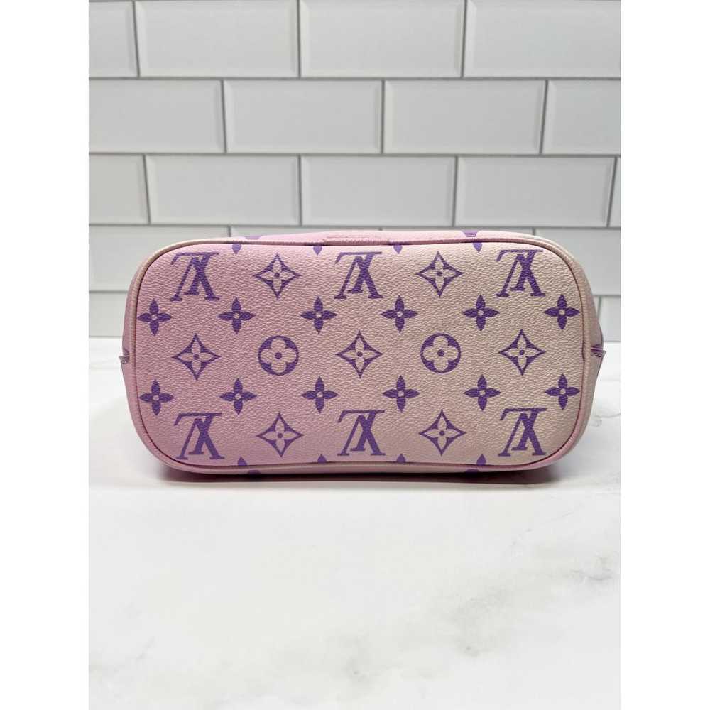 Louis Vuitton Marshmallow leather handbag - image 4