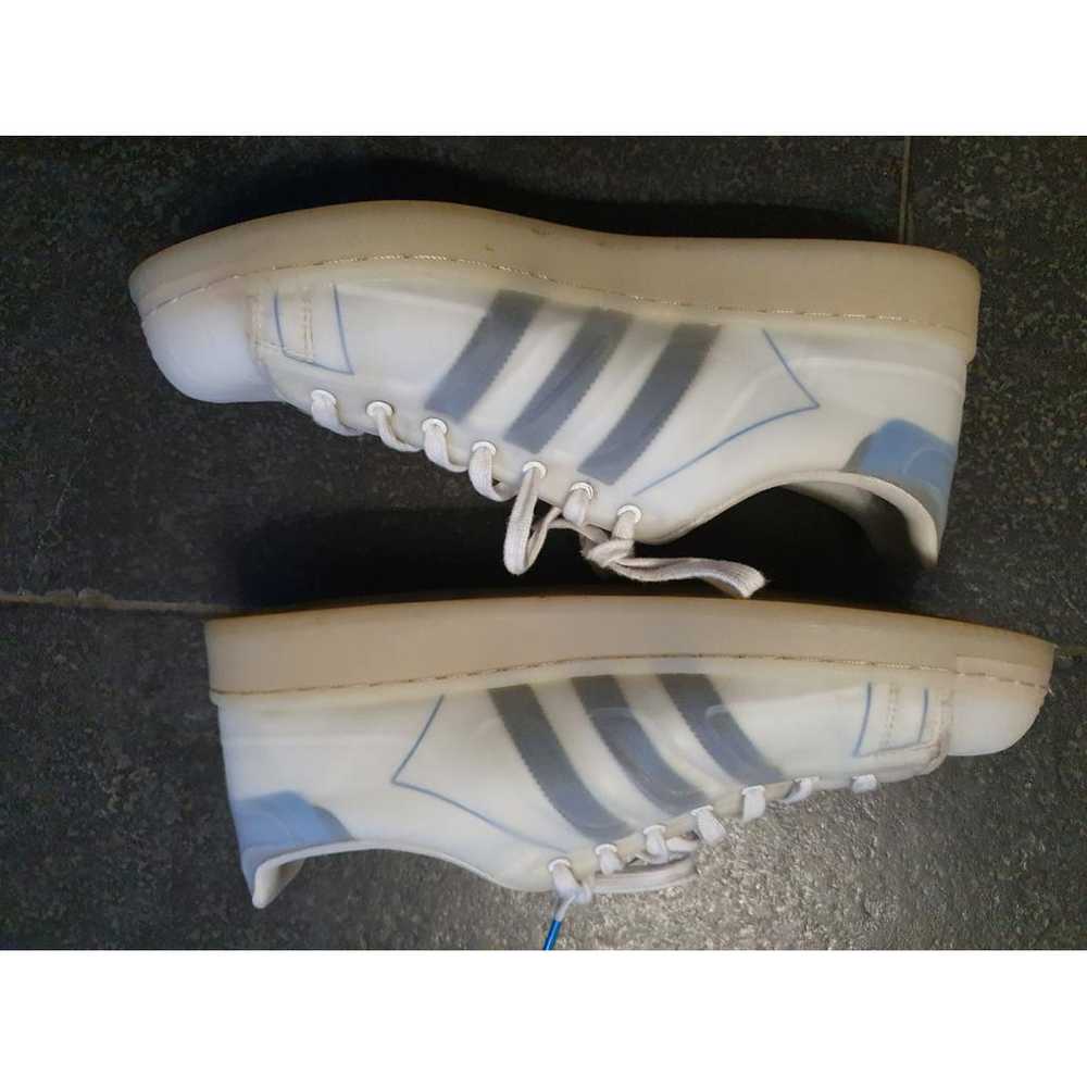 Adidas Superstar low trainers - image 6