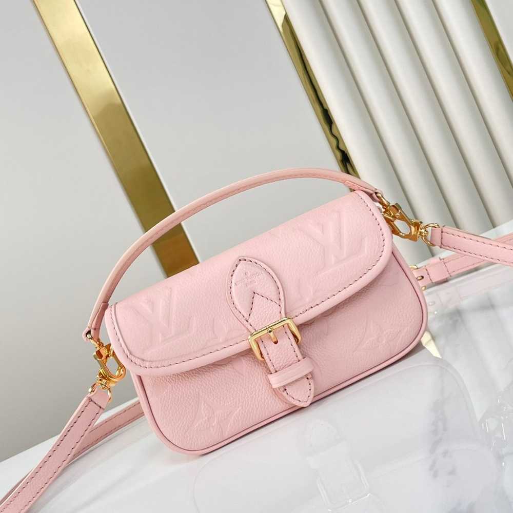 Louis Vuitton Crossbody Bags - image 7