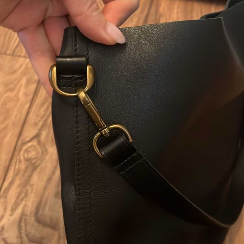 Madewell Transport Bucket Bag Black - image 8