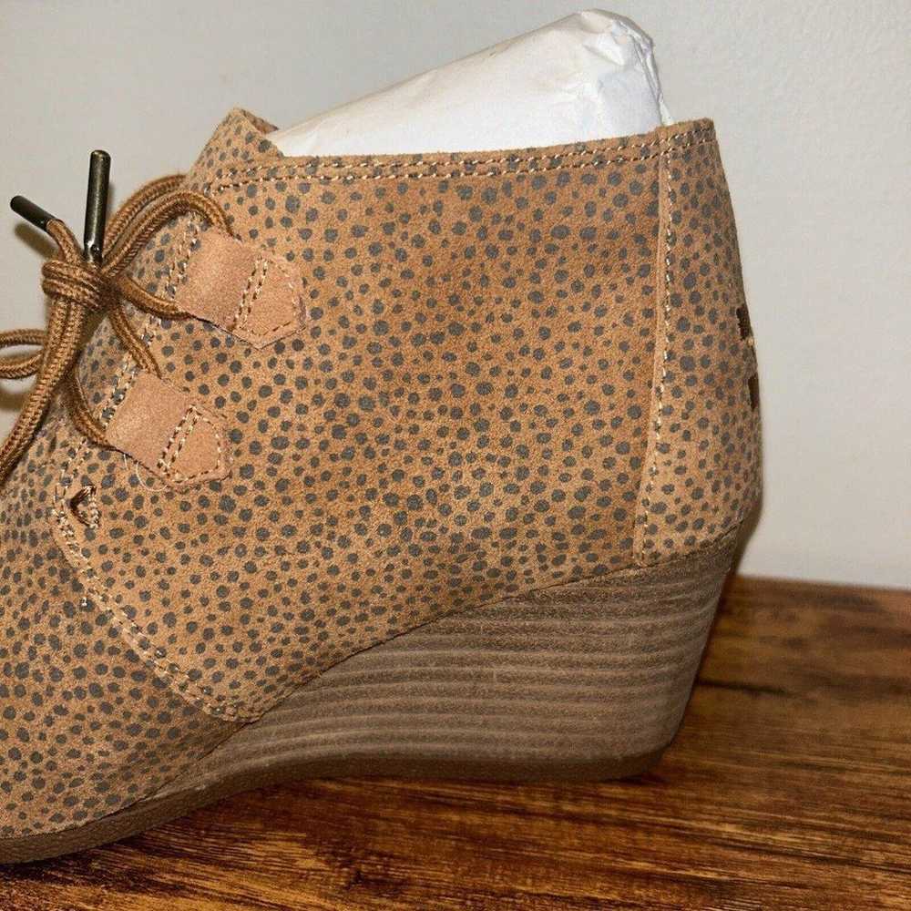 Toms Kala Desert Wedge Lace Up Bootie Suede Leopa… - image 10