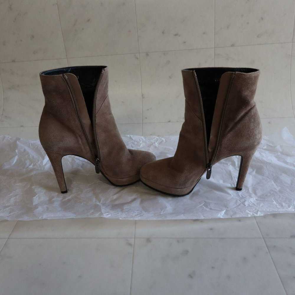 Y204) Excellent Condition ★ DIANA Suede Short Boo… - image 6