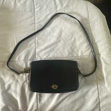 Vintage Coach Black Leather Pocket Purse 9755 - image 1