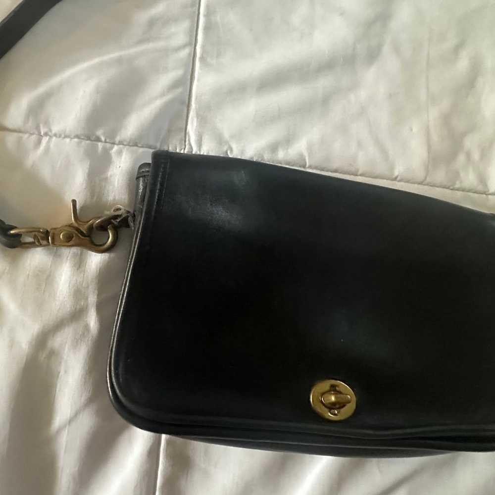 Vintage Coach Black Leather Pocket Purse 9755 - image 2