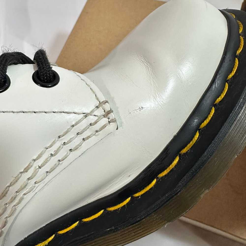 Dr. Martens 11821 White womens 6 great condition! - image 12