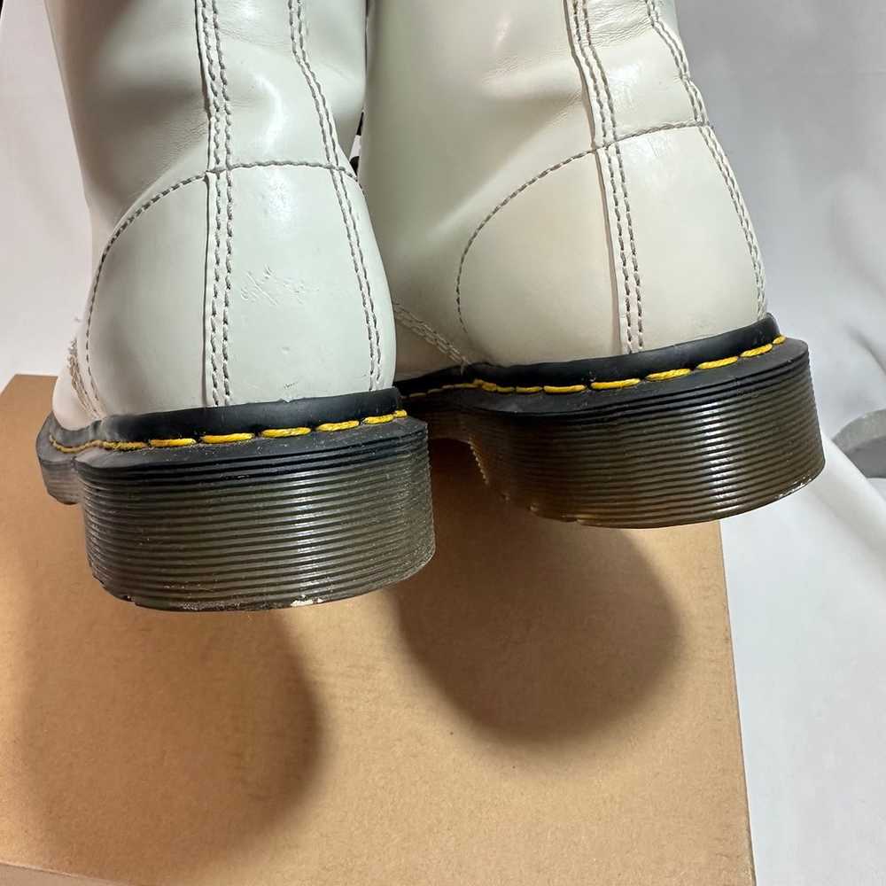 Dr. Martens 11821 White womens 6 great condition! - image 9