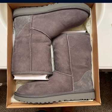 Short classic ugg