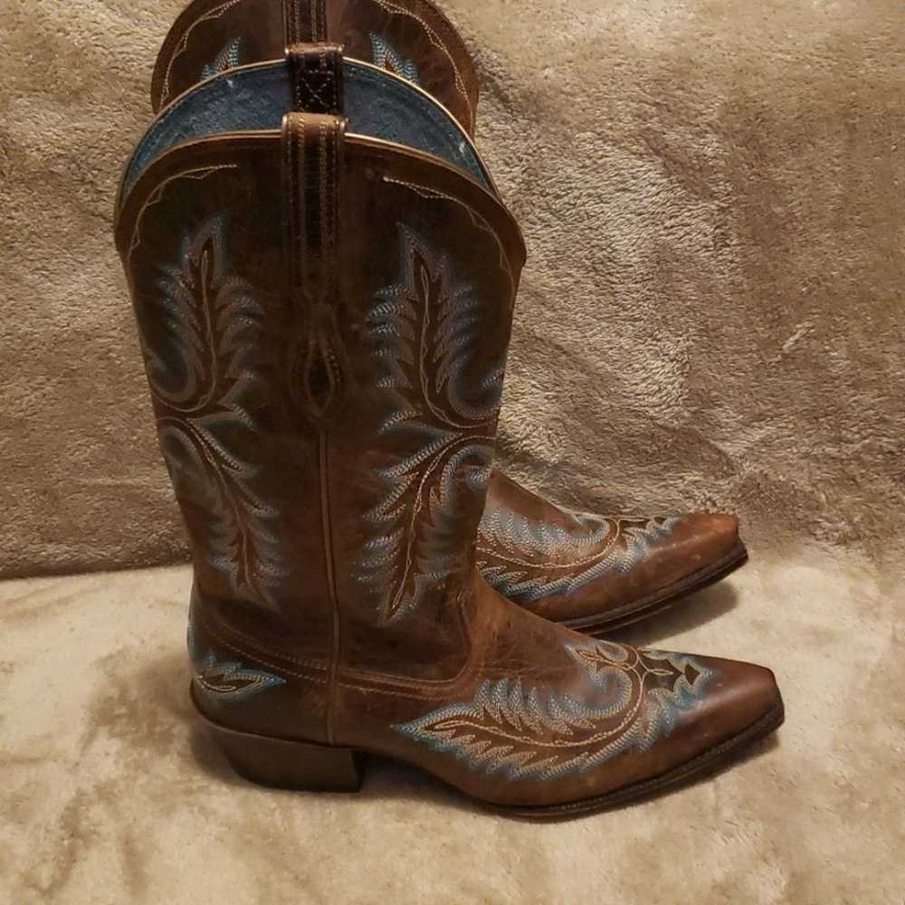 ARIAT cowboy boots size 8.5 - image 2