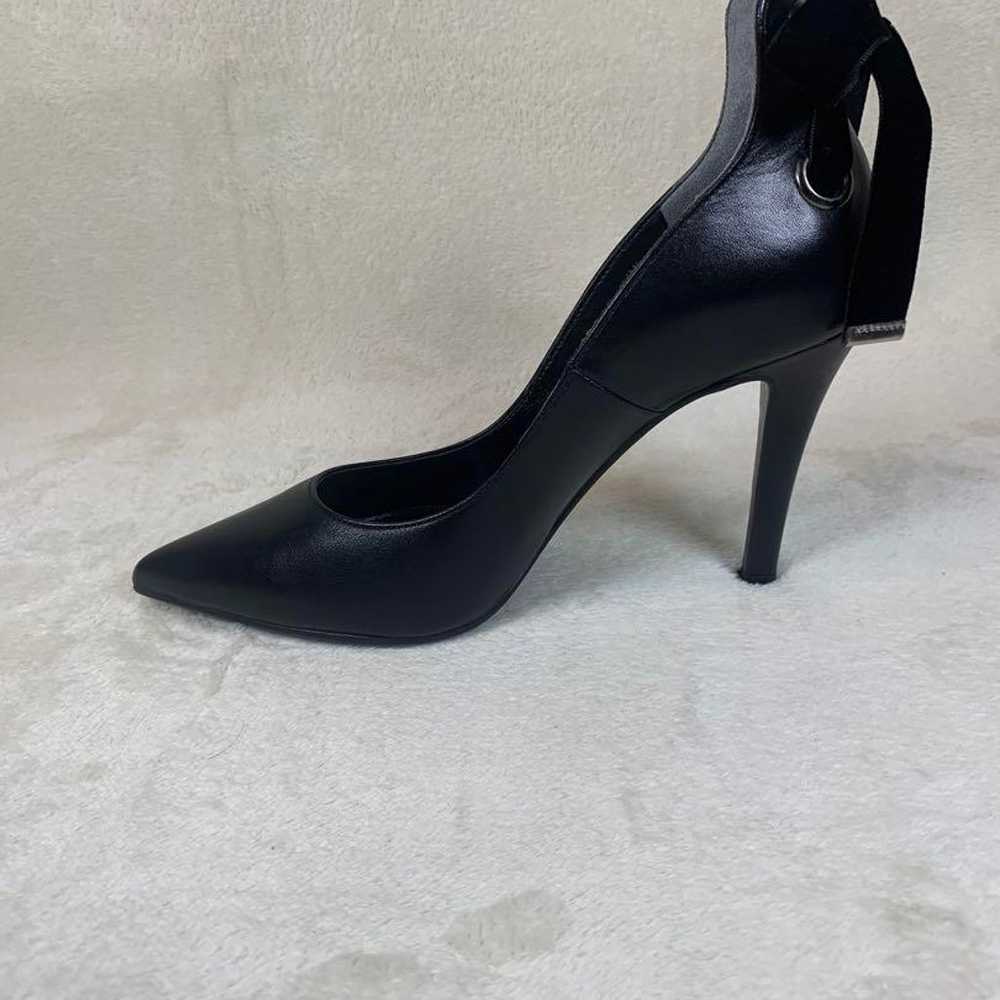 Excellent condition DIANA black leather high-heel… - image 4