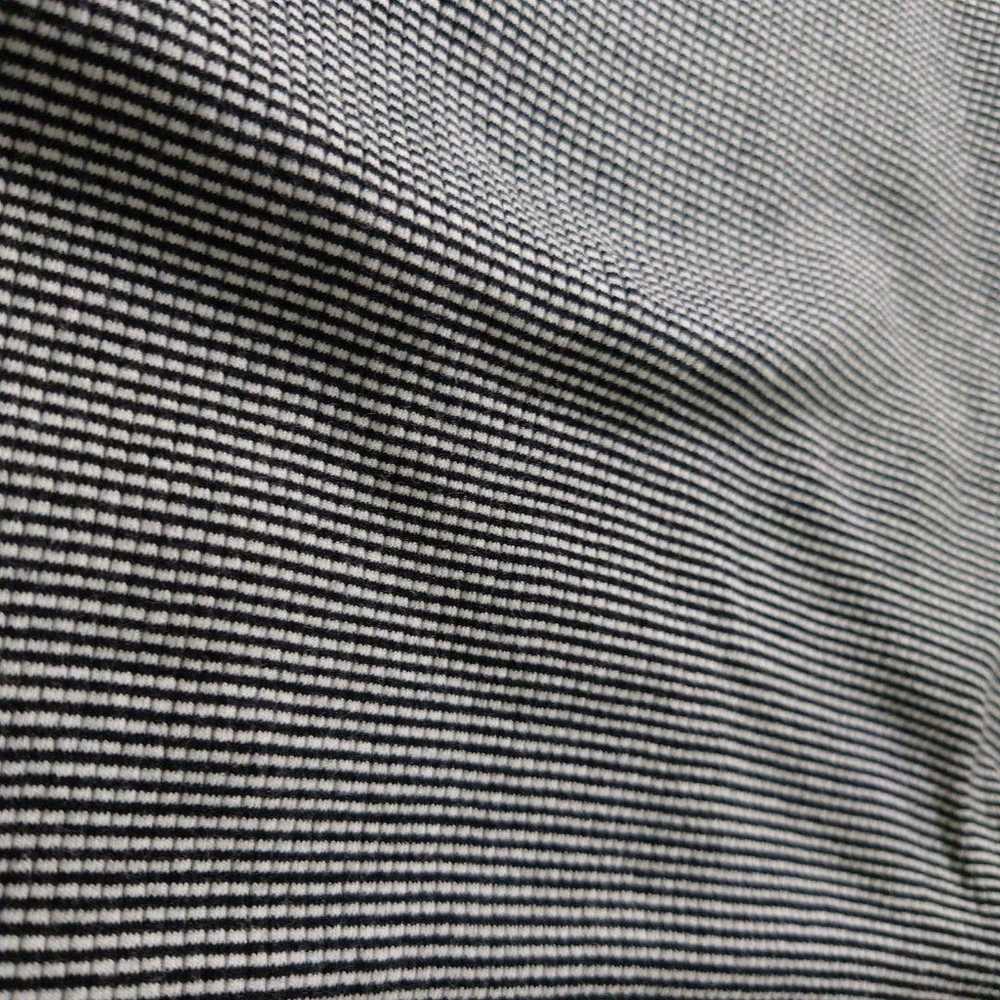 SENSE OF PLACE Urban Research Half-Sleeve Cut-and… - image 6