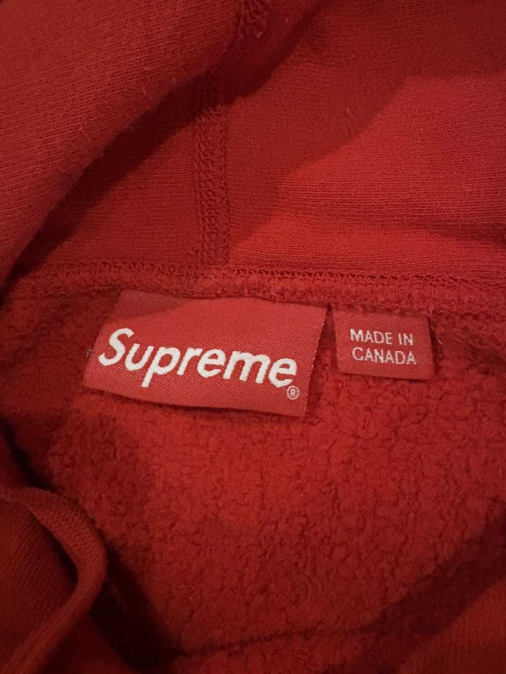 Kaws × Supreme Supreme KAWS Chalk Box Logo - Red - image 3