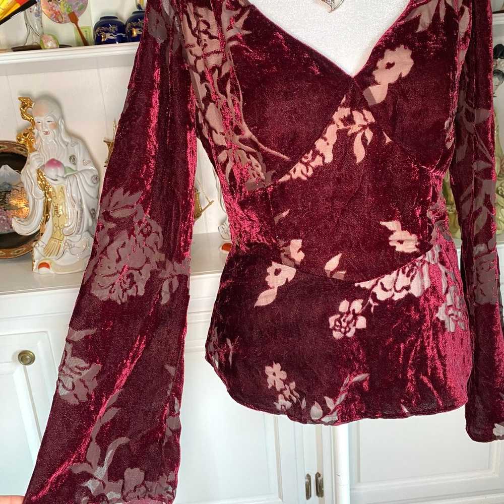 90’s Y2K Boho Velvet Bell Sleeve Top - image 3