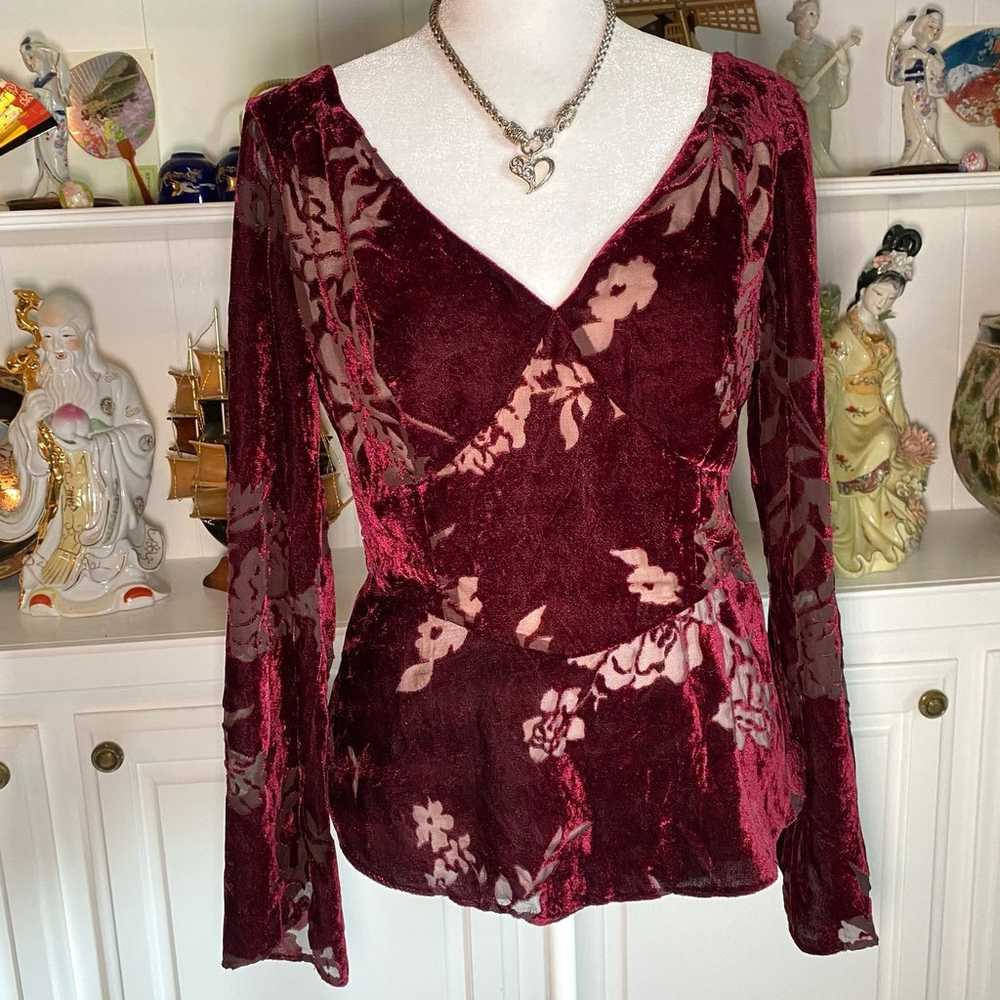 90’s Y2K Boho Velvet Bell Sleeve Top - image 4