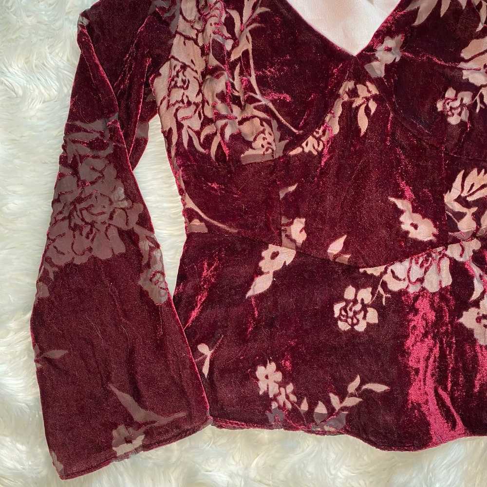 90’s Y2K Boho Velvet Bell Sleeve Top - image 9