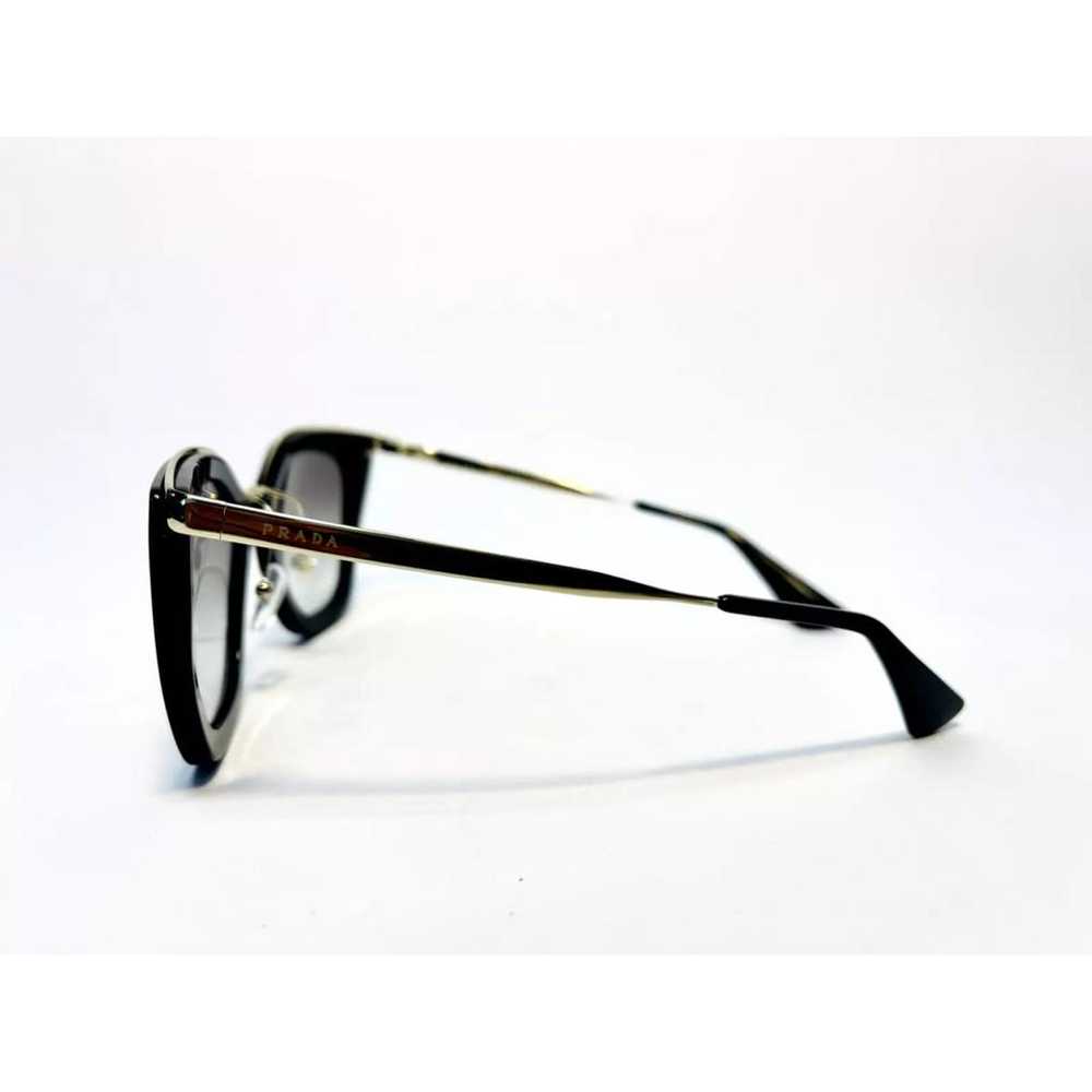 Prada Oversized sunglasses - image 3