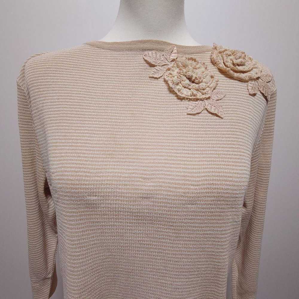 amitie Tops Cut-and-Sew Border Beige Corsage Ptp8… - image 4