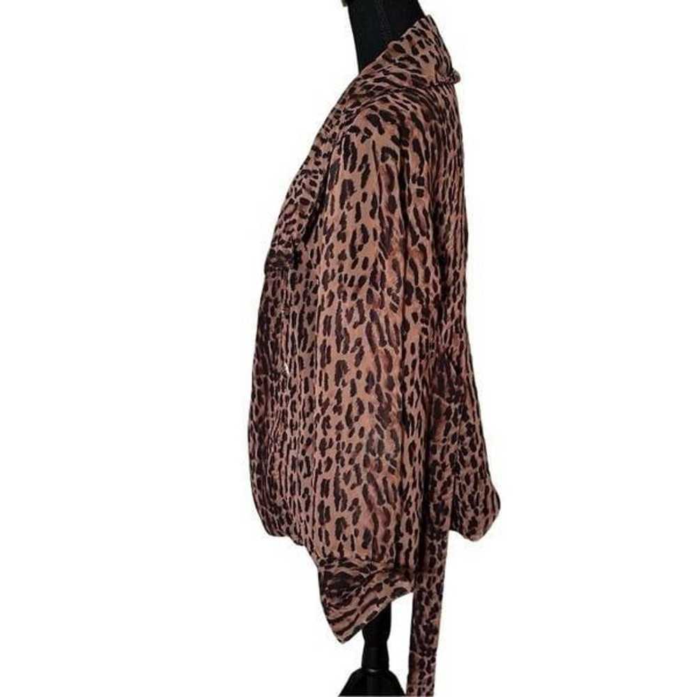 XTRMZ Vintage Sheer Sleeve Blazer Leopard Print D… - image 7