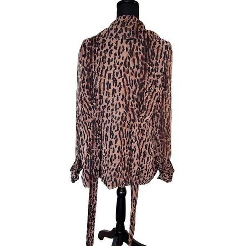 XTRMZ Vintage Sheer Sleeve Blazer Leopard Print D… - image 8