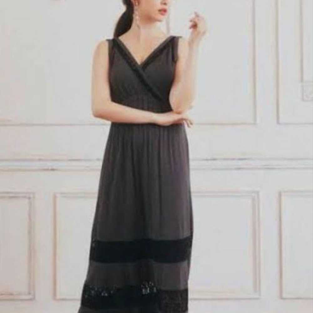 her lip to lace-trimmed jersey long dress - image 1