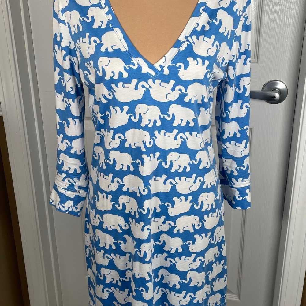 Lilly Pulitzer Christie V-Neck T-Shirt Dress in E… - image 6