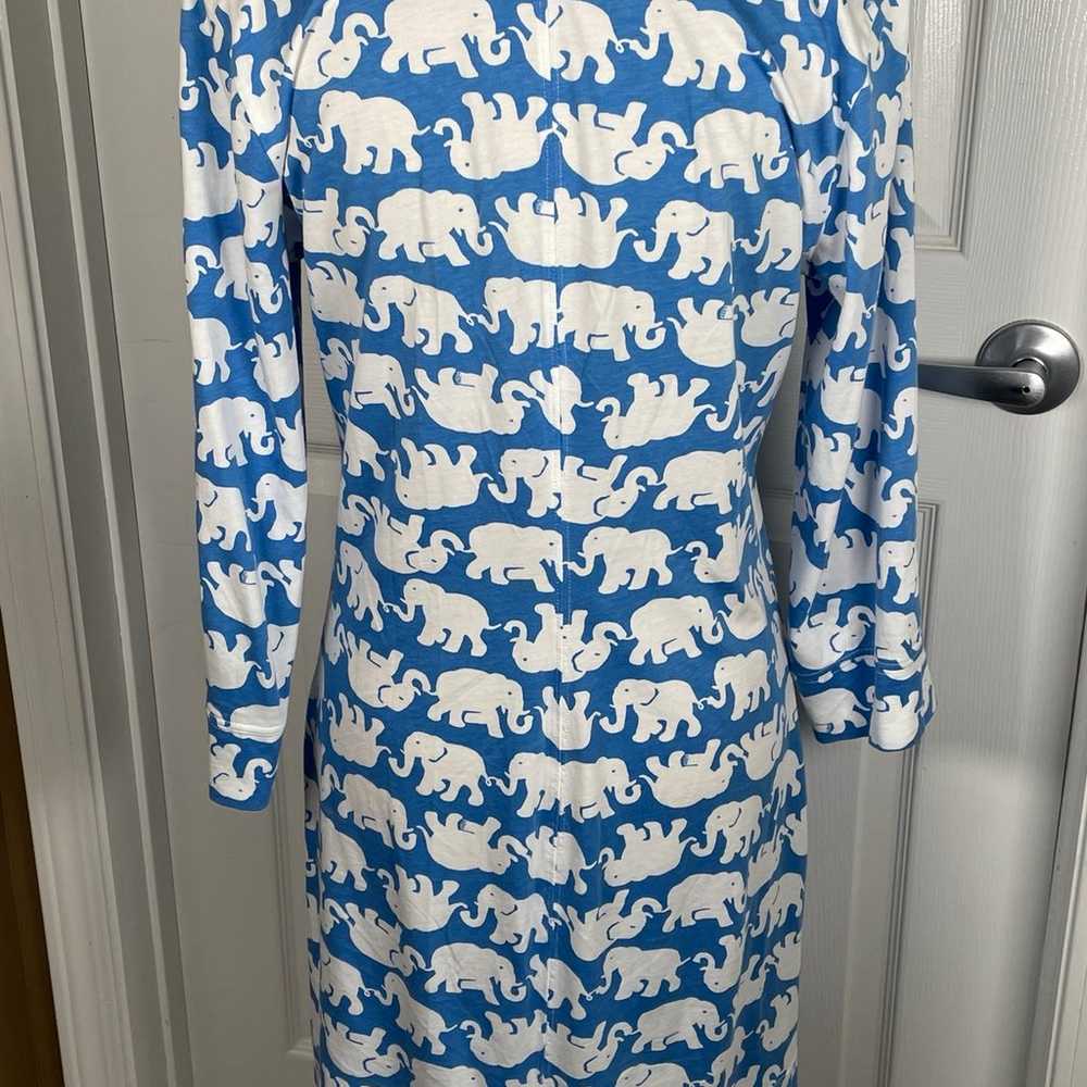 Lilly Pulitzer Christie V-Neck T-Shirt Dress in E… - image 7