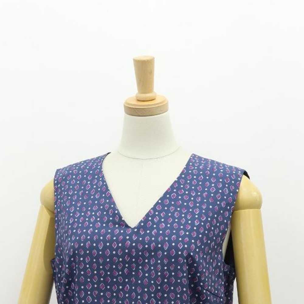 B3637 ■ 23-ku All-Over Print V-Neck Sleeveless On… - image 3