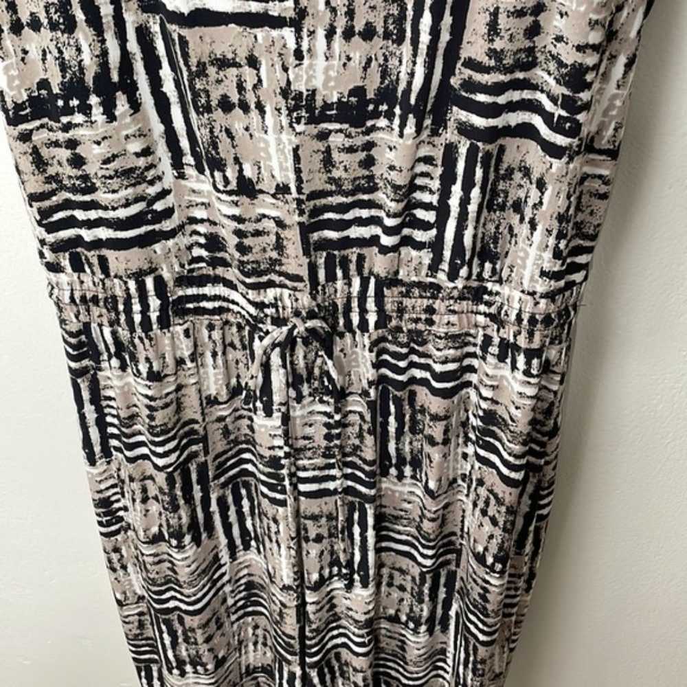 NWOT Calvin Klein Printed jumpsuit - image 4