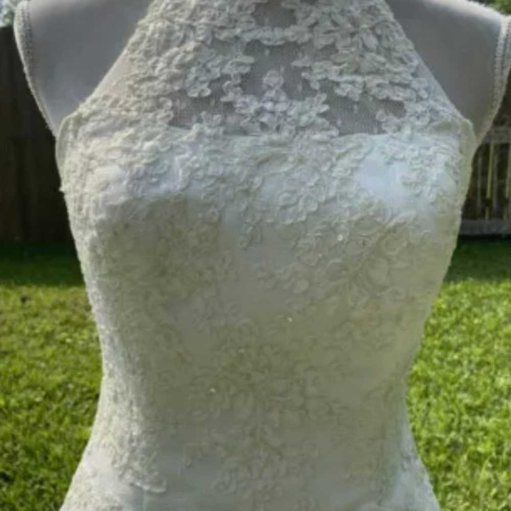 David's Bridal Ivory Wedding Dress size 12 - image 9