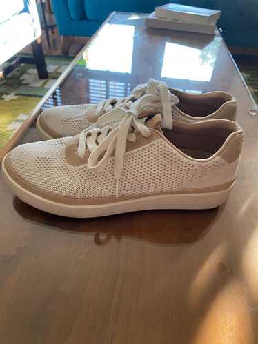 Vionic Galia Sneaker (9.5) | Used, Secondhand, Res