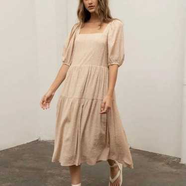 Moon River Tuckernuck Clip Dot Midi Beige Tiered … - image 1