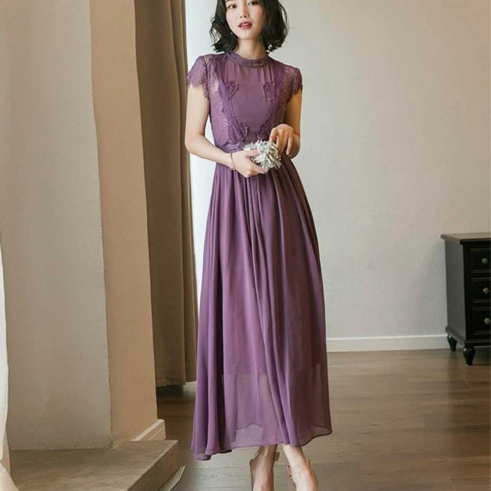 Purple lace maxi dress with short sleeves - image 1