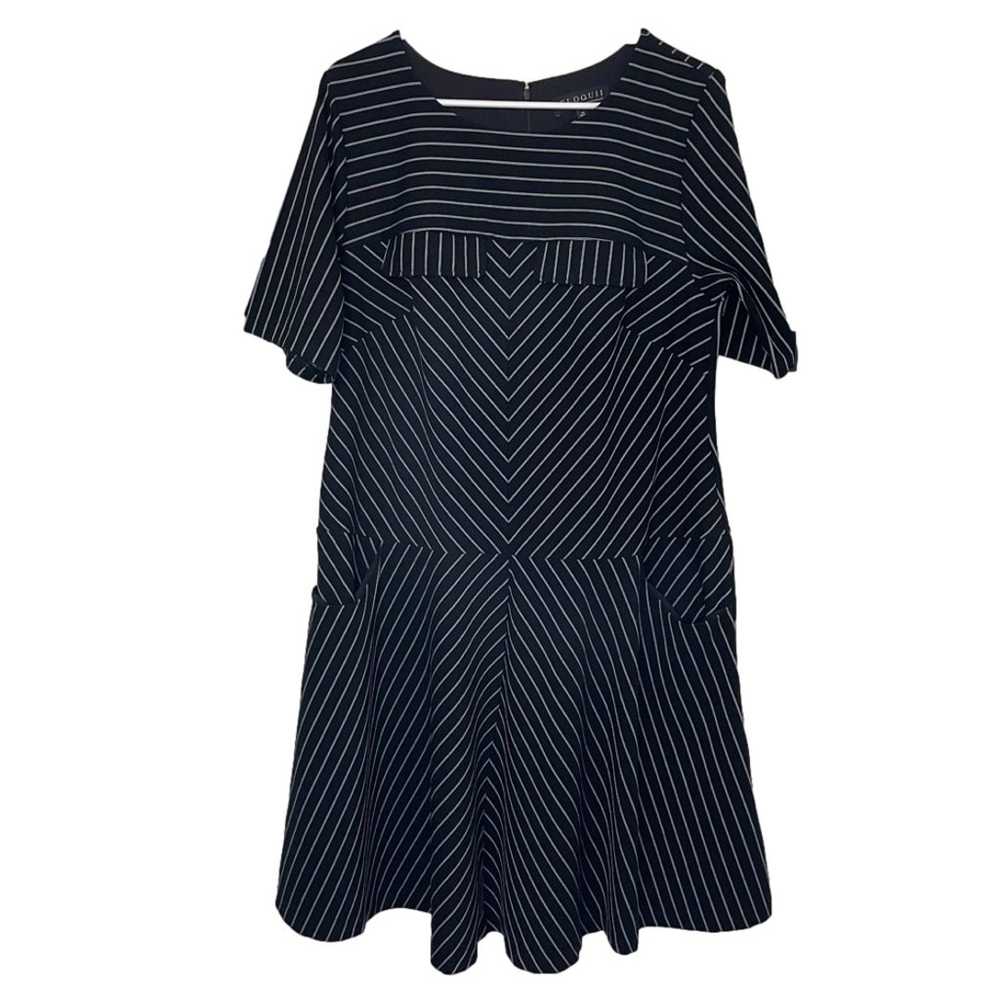 Eloquii Black White Stripe Short Sleeve Rounded N… - image 1