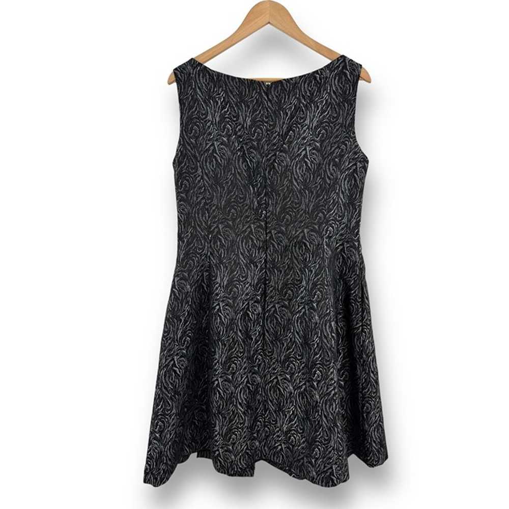 Size 14 BLACK/SILVER JACQUARD FIT & FLARE DRESS W… - image 2