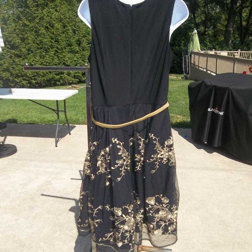 NWOT R&K BLACK&GOLD EMB GORGEOUS DRESS W BELT 14 - image 1